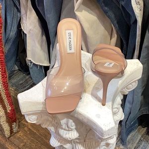 Brand New Steve Madden signal mules Barbie feet hi heels slides